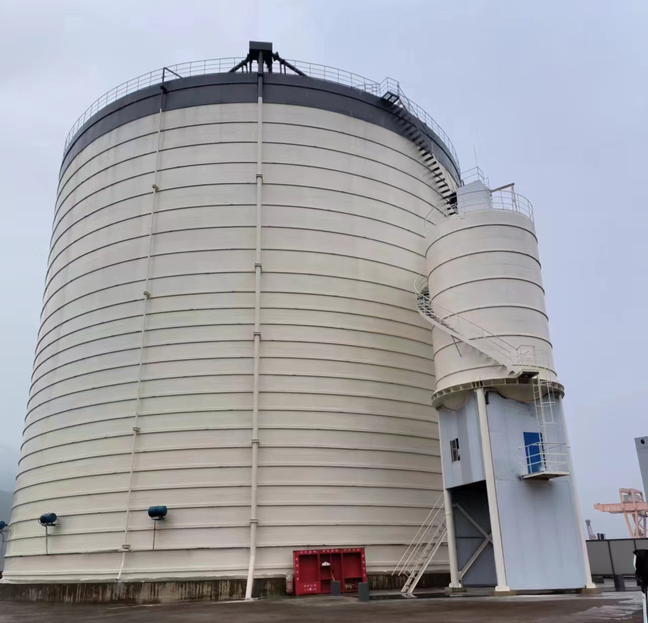 大理10万吨水泥钢板库